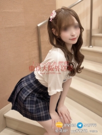 20歲極品嫩妹，153cm嬌小可愛，C罩杯肌膚白嫩水汪汪。