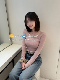 #俏皮肉感 21歲 155cm D罩杯  小小的個子配上圓潤挺翹的D罩杯，腰軟臀翹
