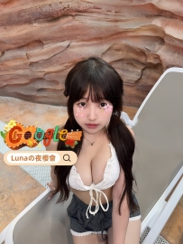 F奶極限神器 ‧ 人間胸器 150cm|40kg|F杯|20歳