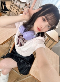 みおう160cm / Fカップ / 46kg / 23歳  🍑 小柄ながらFカップ、ギャップがたまらない